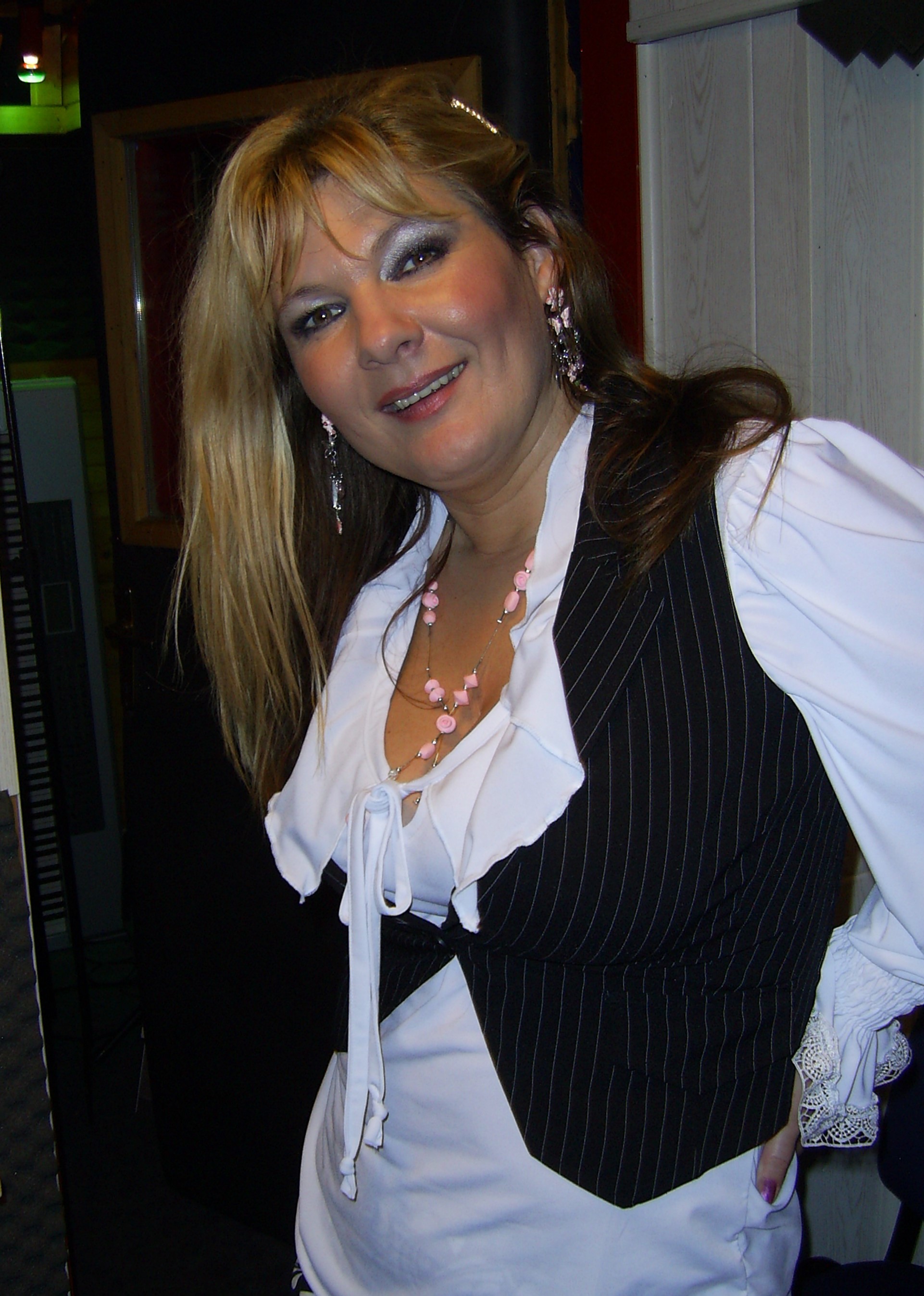 Viktorija Petek v studiu